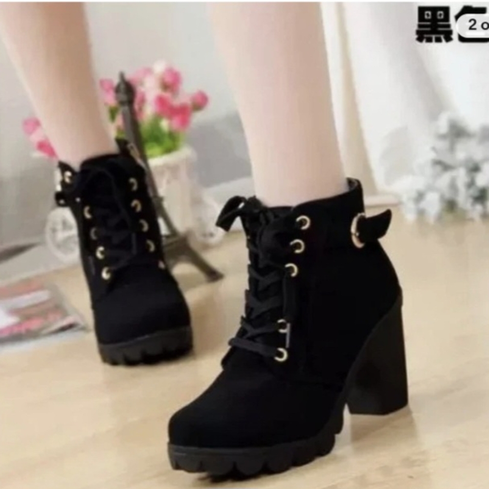 Black Ankle Boots Size 9/40